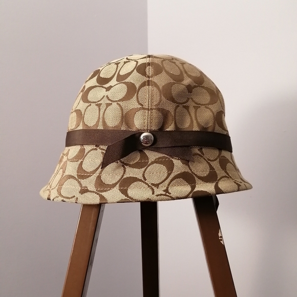 Coach Bucket Hat Signature Pattern in Khaki NWT - Picture 2 of 7